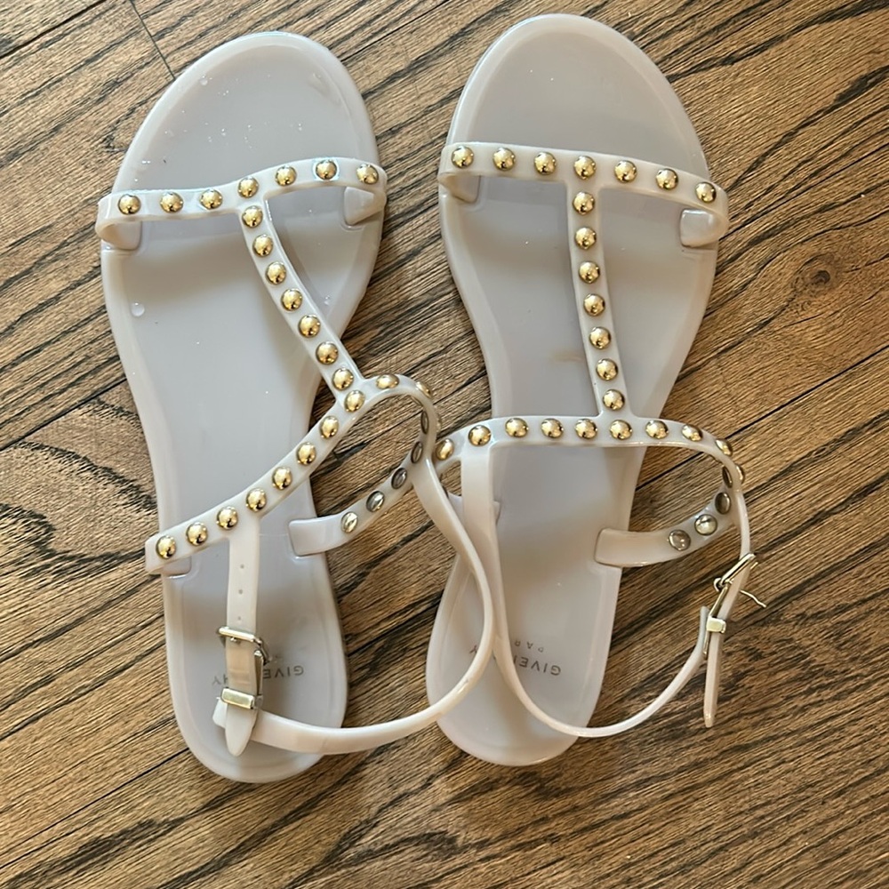 Givenchy jelly sandals with brass hardware. Great for the beach! Gladiator style